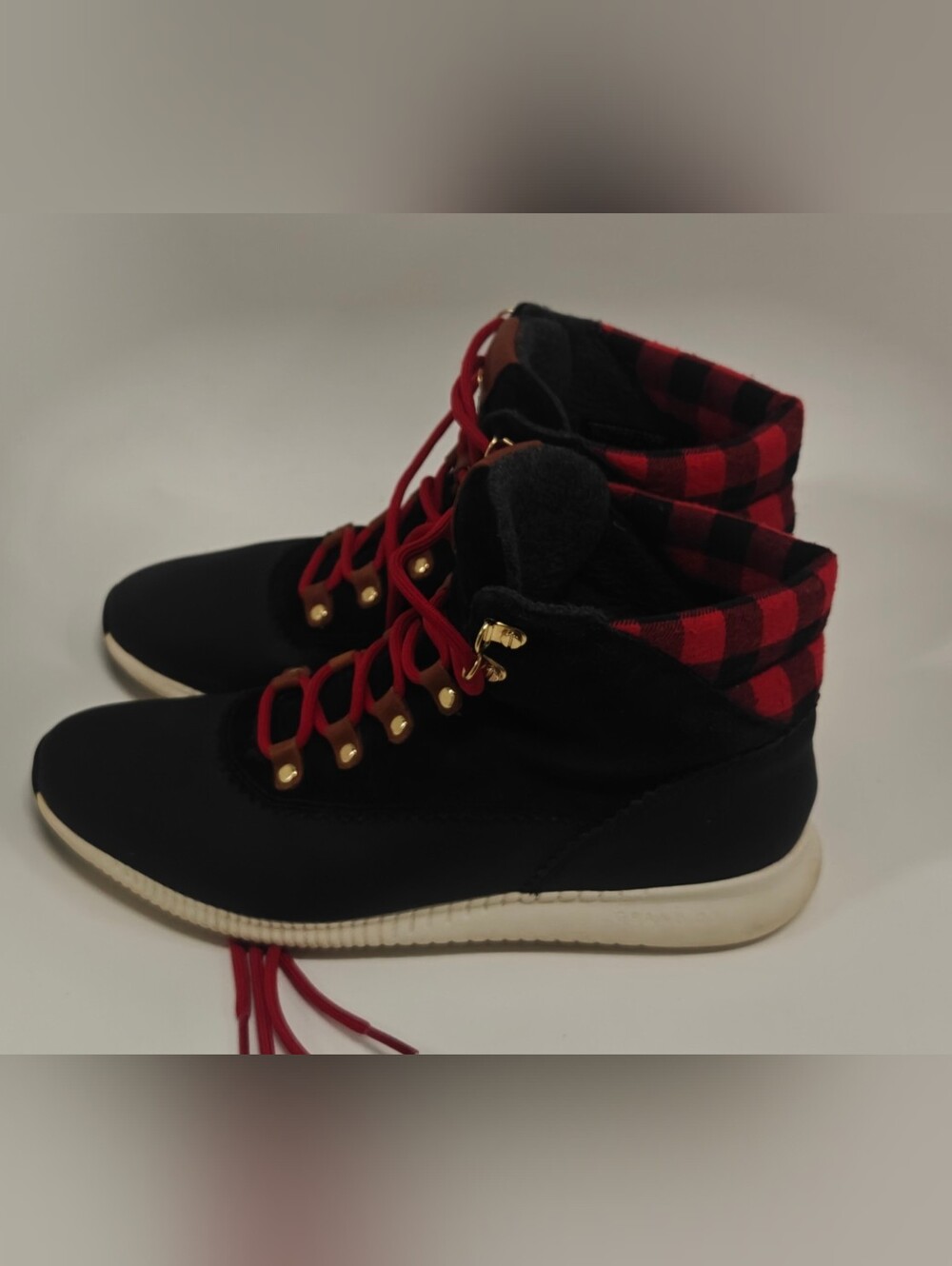 Cole Haan Womens Waterproof Sneaker Boots Black Red Plaid Size 9B